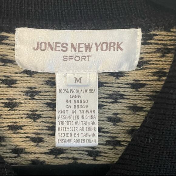 Jones New York Sport Wool Arctic Pattern Button Cardigan Size Medium - Picture 3 of 7
